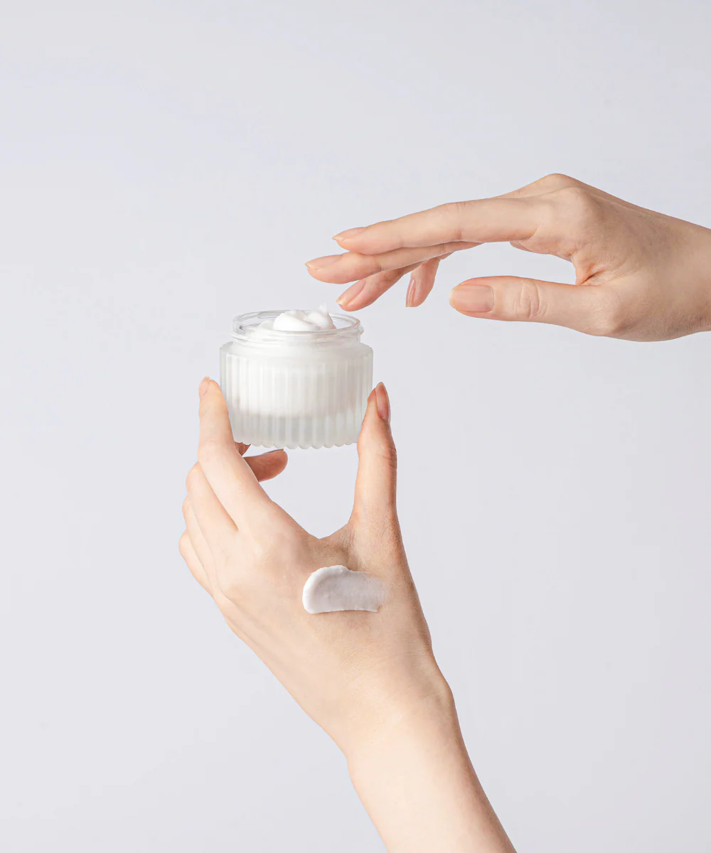 Glow Skincare Trio Set - Image 8