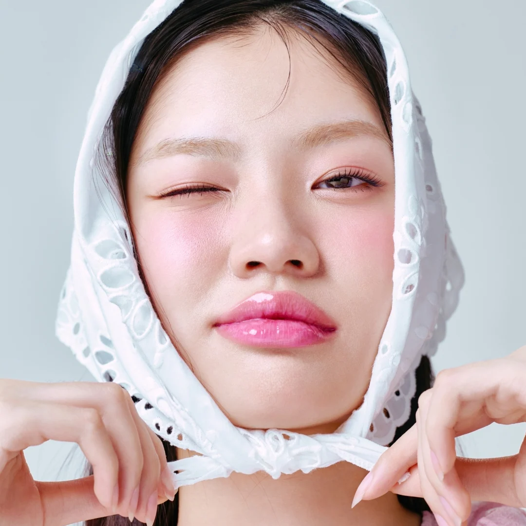 Juicy Berry Plumping Lip Oil - Image 34