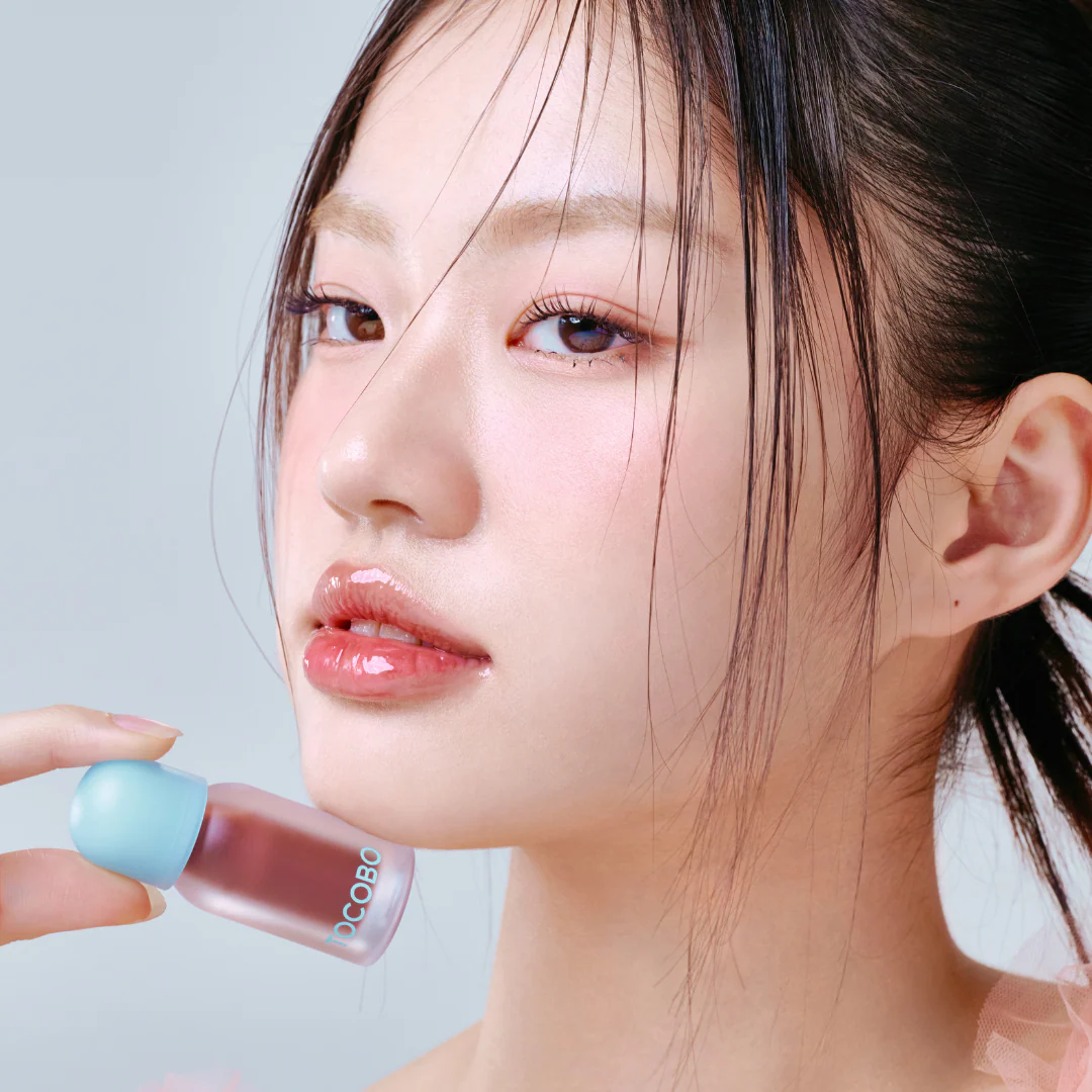 Juicy Berry Plumping Lip Oil - Image 33